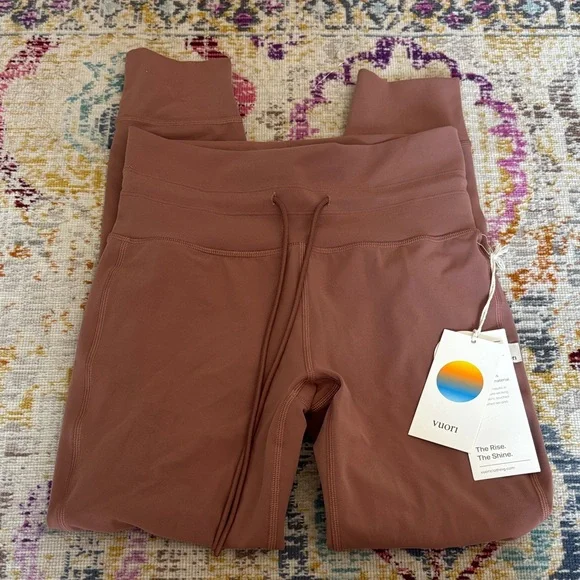 Vuori Leggings - Picture 4 of 5